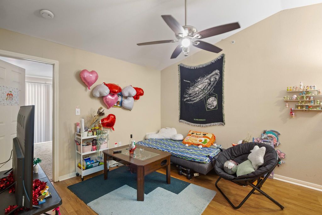 501 W 26th ST 304, Austin, TX 78705