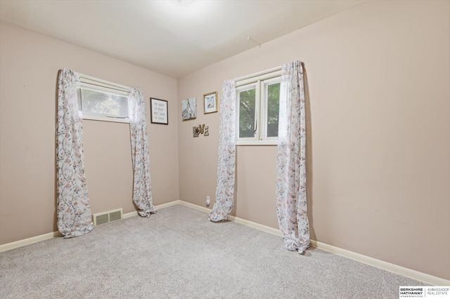 710 Cook Avenue, Council Bluffs, IA 51503