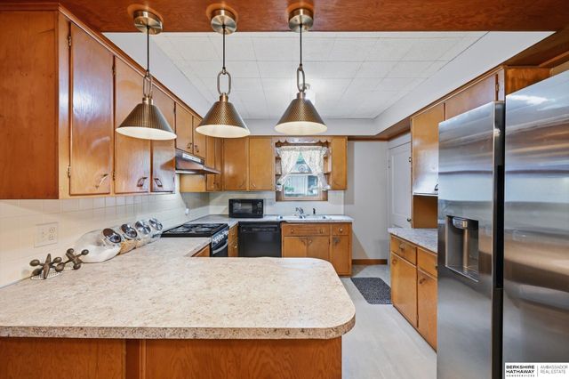 710 Cook Avenue, Council Bluffs, IA 51503