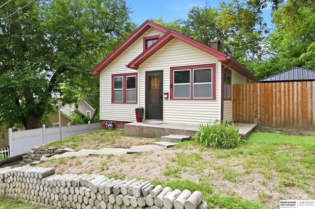 710 Cook Avenue, Council Bluffs, IA 51503