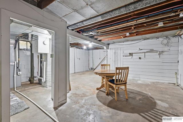 710 Cook Avenue, Council Bluffs, IA 51503