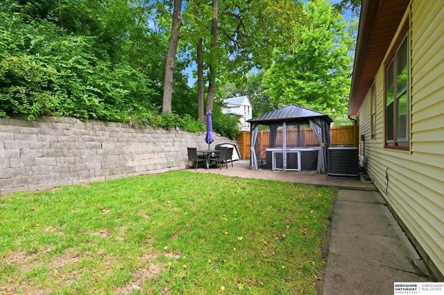710 Cook Avenue, Council Bluffs, IA 51503