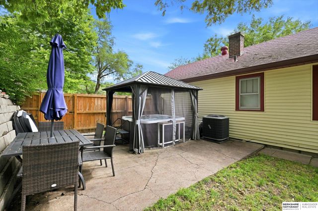 710 Cook Avenue, Council Bluffs, IA 51503