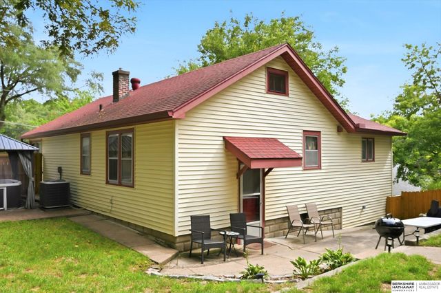710 Cook Avenue, Council Bluffs, IA 51503