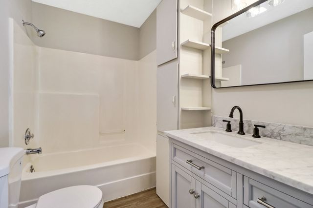 250 Skyline Dr, Jamestown, TN 38556