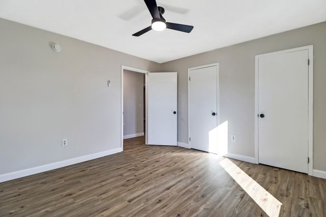 250 Skyline Dr, Jamestown, TN 38556