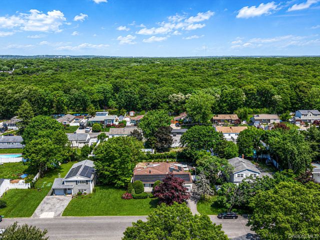 15 Edwin Avenue, Patchogue, NY 11772