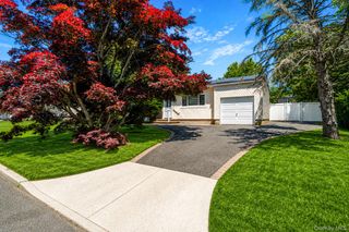 15 Edwin Avenue, Patchogue, NY 11772