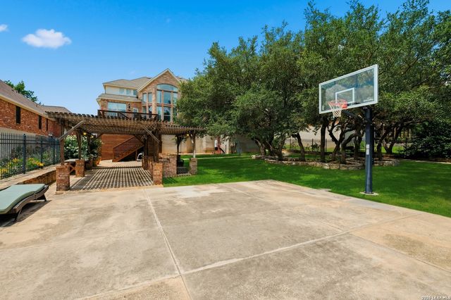 13126 Spring Run, Helotes, TX 78023