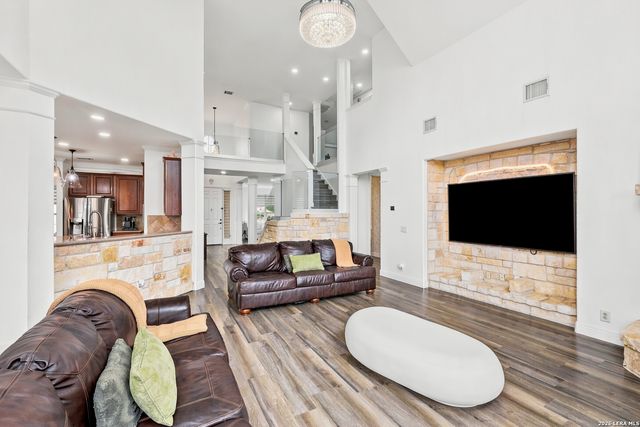 13126 Spring Run, Helotes, TX 78023