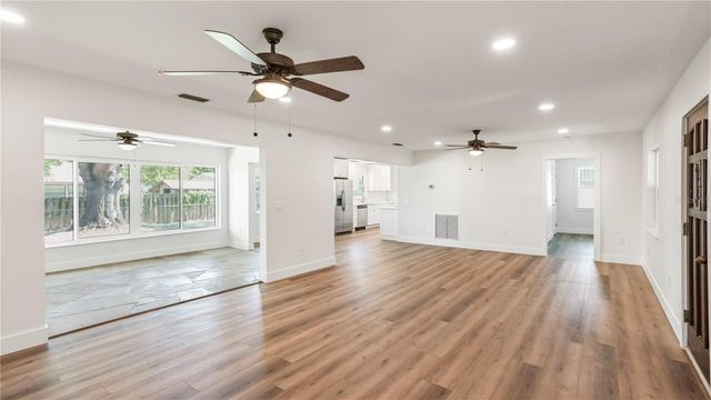 4725 DEL RIO WAY S, Gulfport, FL 33711
