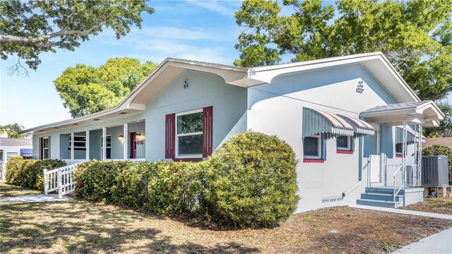 4725 DEL RIO WAY S, Gulfport, FL 33711