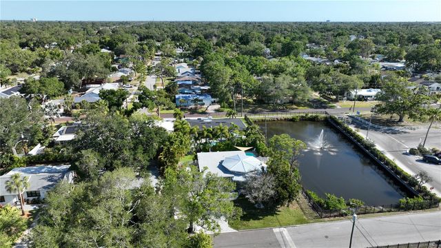 4725 DEL RIO WAY S, Gulfport, FL 33711