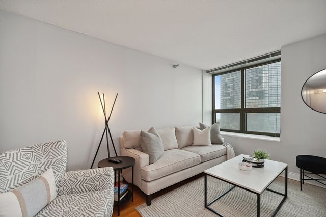 474 N Lake Shore Drive 2106, Chicago, IL 60611