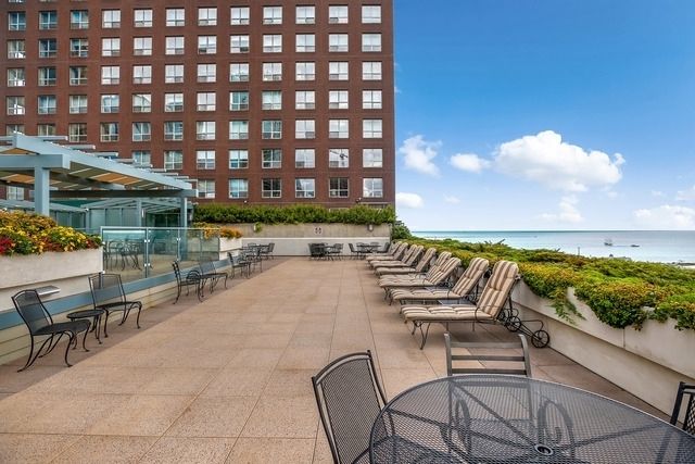 474 N Lake Shore Drive 2106, Chicago, IL 60611