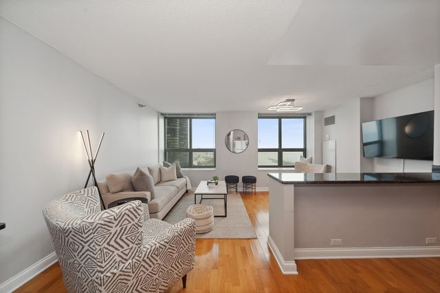 474 N Lake Shore Drive 2106, Chicago, IL 60611