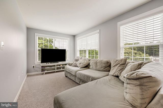 3104 REACH EAGLE CT, Woodbridge, VA 22191