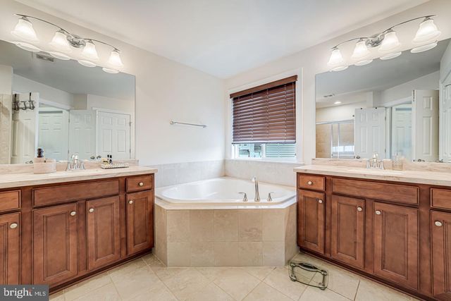 3104 REACH EAGLE CT, Woodbridge, VA 22191