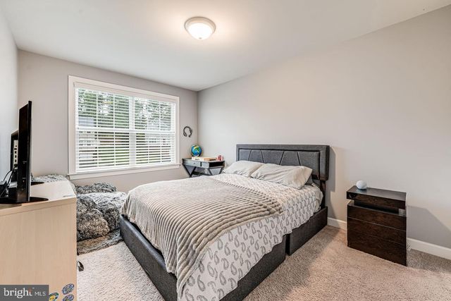 3104 REACH EAGLE CT, Woodbridge, VA 22191