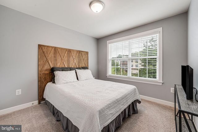 3104 REACH EAGLE CT, Woodbridge, VA 22191