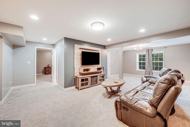 3104 REACH EAGLE CT, Woodbridge, VA 22191