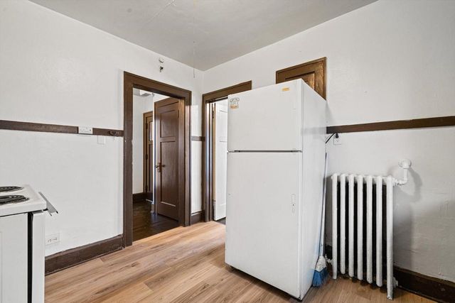 2016 Kinzie AVENUE, Racine, WI 53405