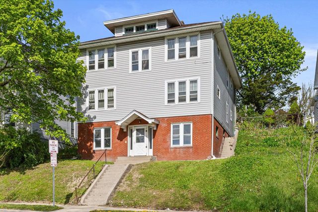 2016 Kinzie AVENUE, Racine, WI 53405