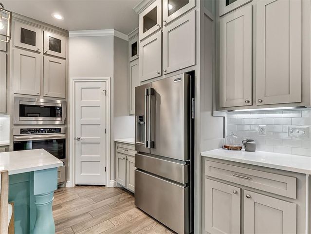 4805 Hambletonian Lane, Mustang, OK 73064