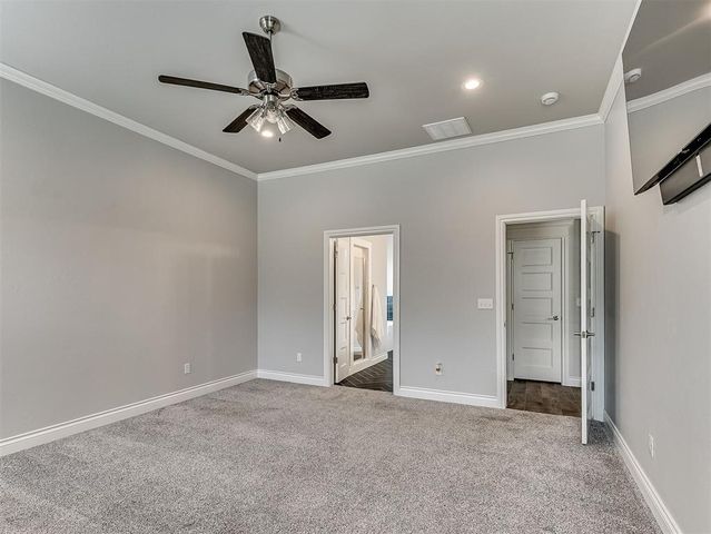 4805 Hambletonian Lane, Mustang, OK 73064