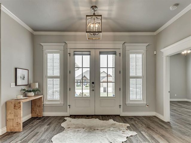 4805 Hambletonian Lane, Mustang, OK 73064