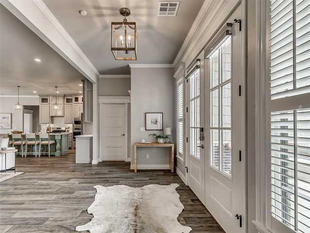 4805 Hambletonian Lane, Mustang, OK 73064