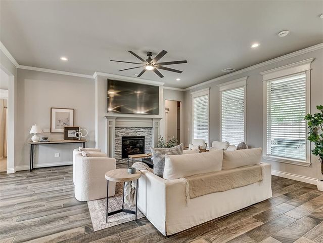 4805 Hambletonian Lane, Mustang, OK 73064