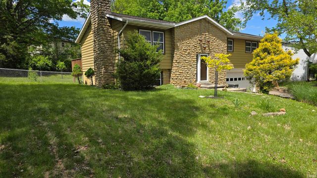 549 N Park Ridge Road, Bloomington, IN 47408