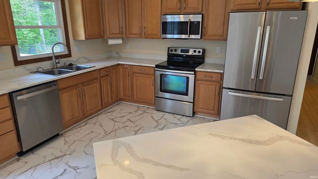 549 N Park Ridge Road, Bloomington, IN 47408