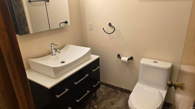 549 N Park Ridge Road, Bloomington, IN 47408