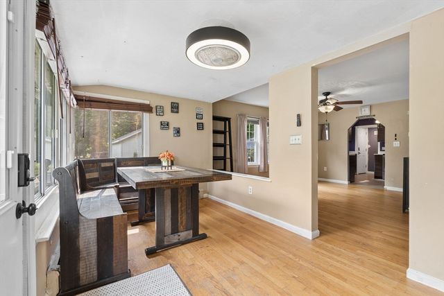 70 Mirror Lake Ave 70, Norfolk, MA 02056