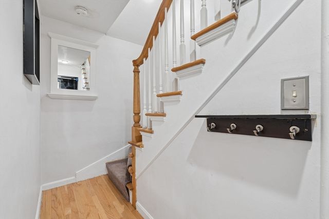 70 Mirror Lake Ave 70, Norfolk, MA 02056