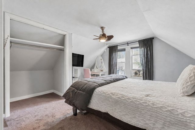 70 Mirror Lake Ave 70, Norfolk, MA 02056