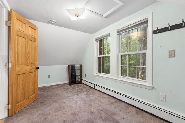 70 Mirror Lake Ave 70, Norfolk, MA 02056