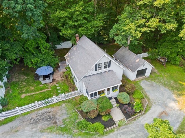 70 Mirror Lake Ave 70, Norfolk, MA 02056