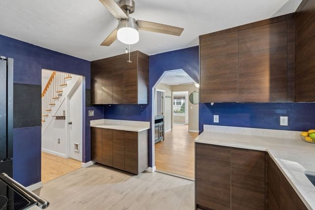 70 Mirror Lake Ave 70, Norfolk, MA 02056