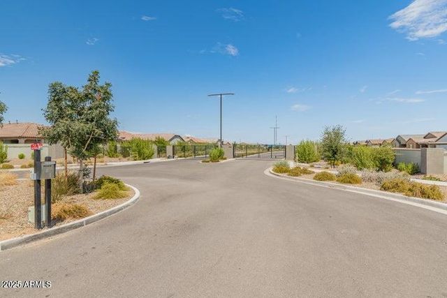 16852 W EVERGREEN Road, Waddell, AZ 85355