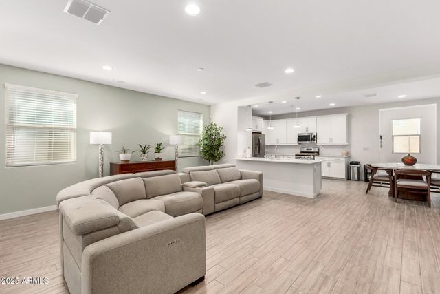 16852 W EVERGREEN Road, Waddell, AZ 85355