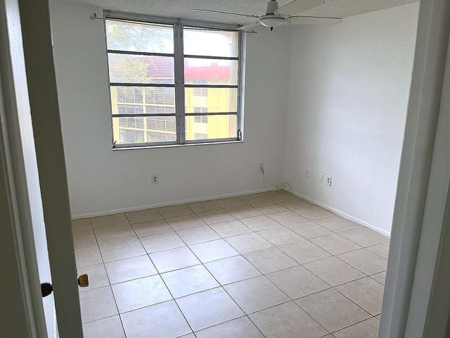 3490 Foxcroft Road 317, Miramar, FL 33025