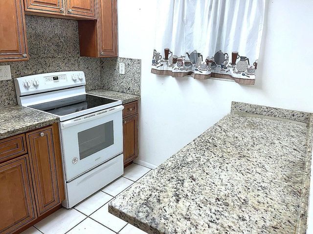 3490 Foxcroft Road 317, Miramar, FL 33025