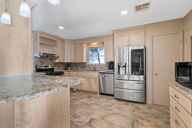 3310 Lake Heights Drive, Waco, TX 76708
