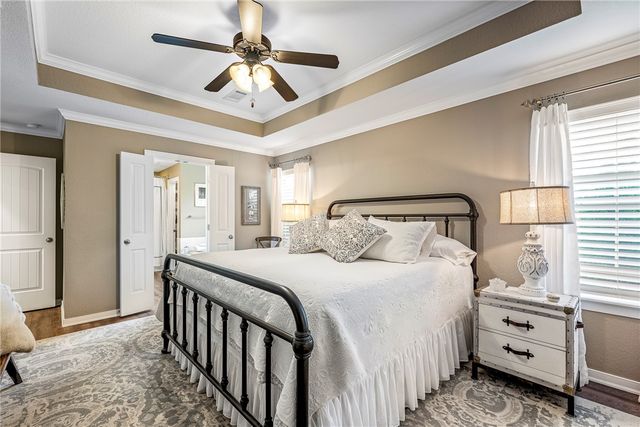 3900 W Mountain View Drive, Fayetteville, AR 72704