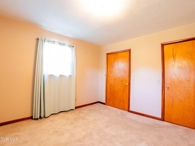 156 Pyne Hills Drive, Rogersville, TN 37857