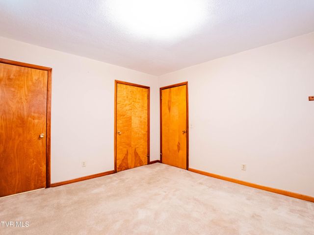 156 Pyne Hills Drive, Rogersville, TN 37857