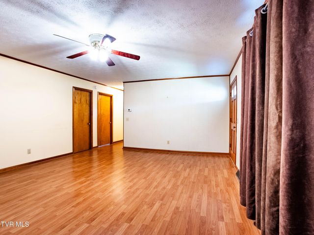 156 Pyne Hills Drive, Rogersville, TN 37857